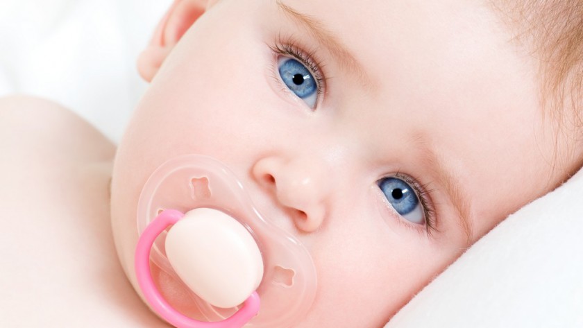 Czy smoczek jest szkodliwy dla dziecka?