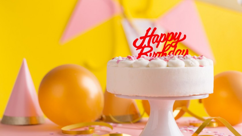 Urodziny niespodzianka. Jak je zrealizować?