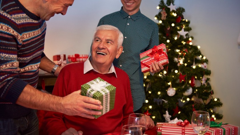 Jaki prezent dla dziadka na święta wybrać?