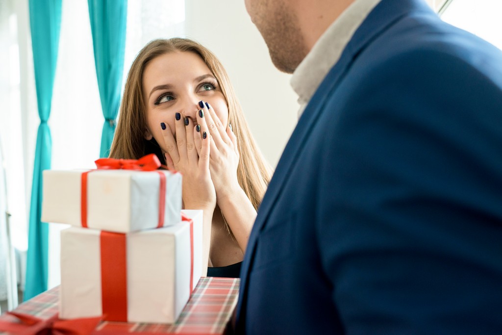 Pomysł na prezent na urodziny – wyjątkowe propozycje dla niego i dla niej