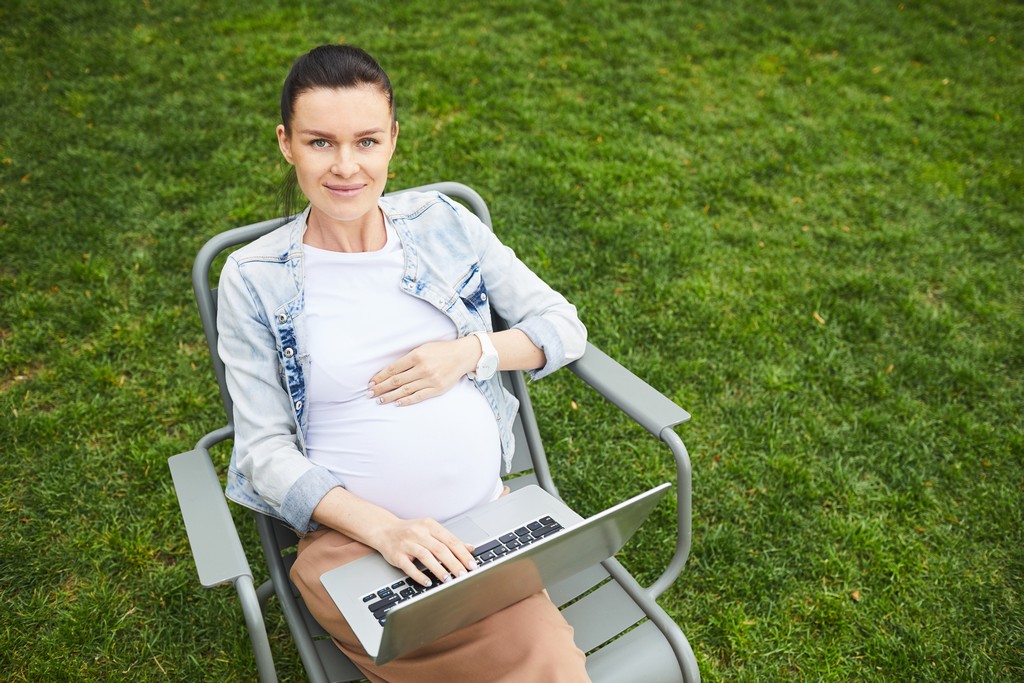 Praca podczas ciąży – czy znasz własne prawa?